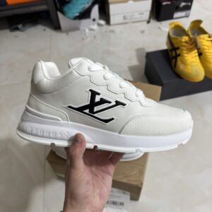 LV Classic Sneaker-001