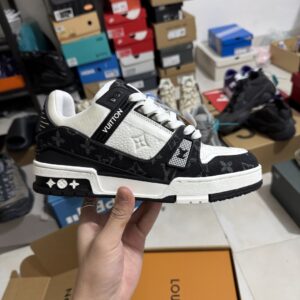 LV Trainer Sneaker-014