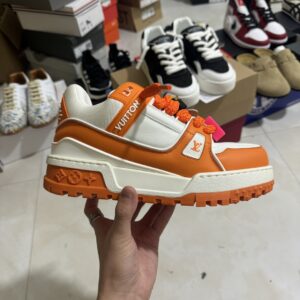 LV Trainer Sneaker-019