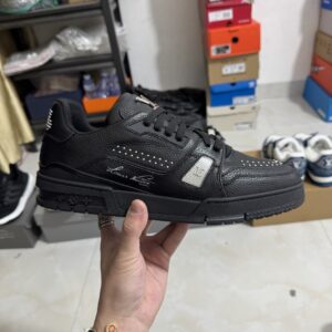 LV Trainer Sneaker-031