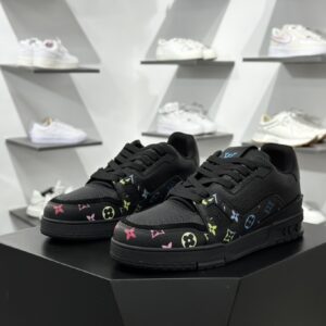 LV Trainer Sneaker-038
