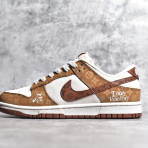 LV Trainer Sneaker-041