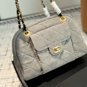 Chanel-Bag-037